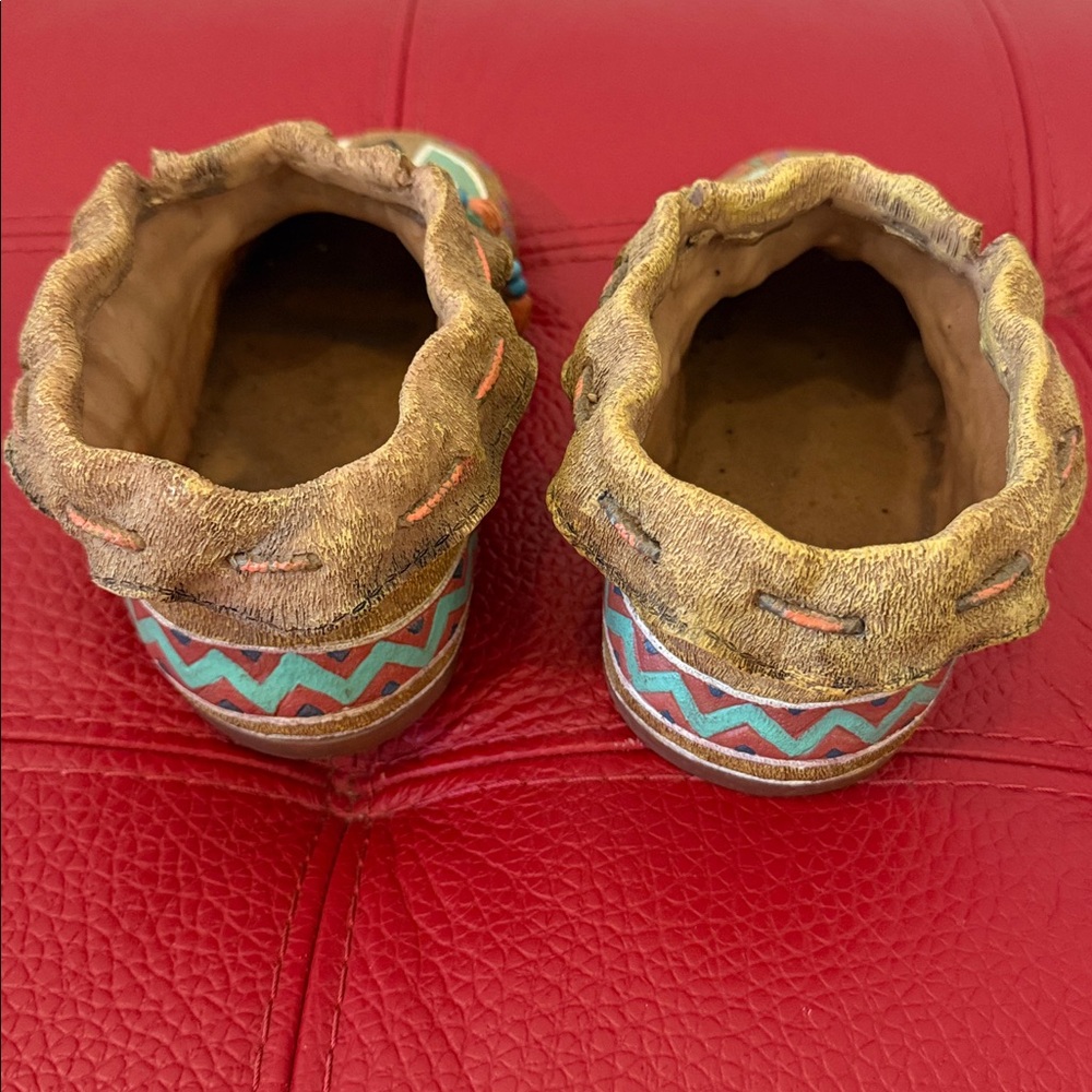 Vtg Southwestern Clay Moccasin Figurines Painted Shoes Ornaments - Picture 5 of 10